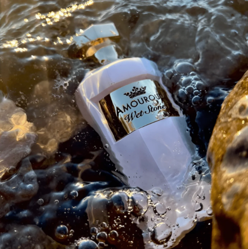 Wet Stone Amouroud